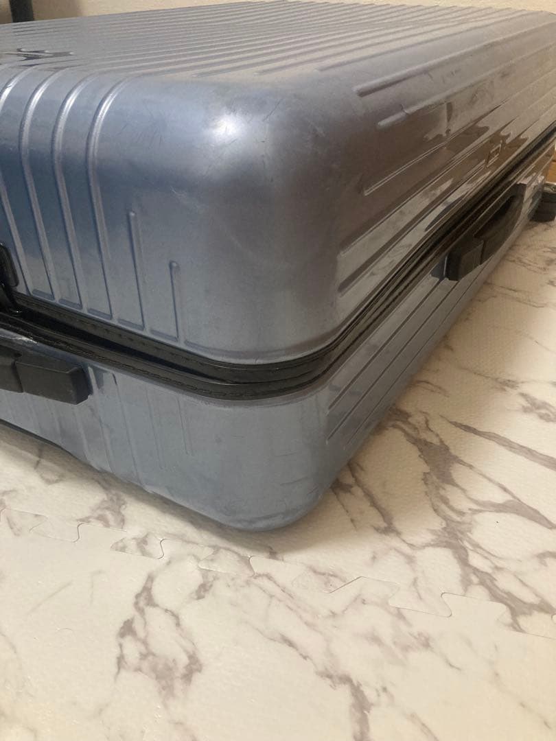 RIMOWA（リモワ）　サルサエアー　4輪　91L 美品　キャリーケース　ブルー