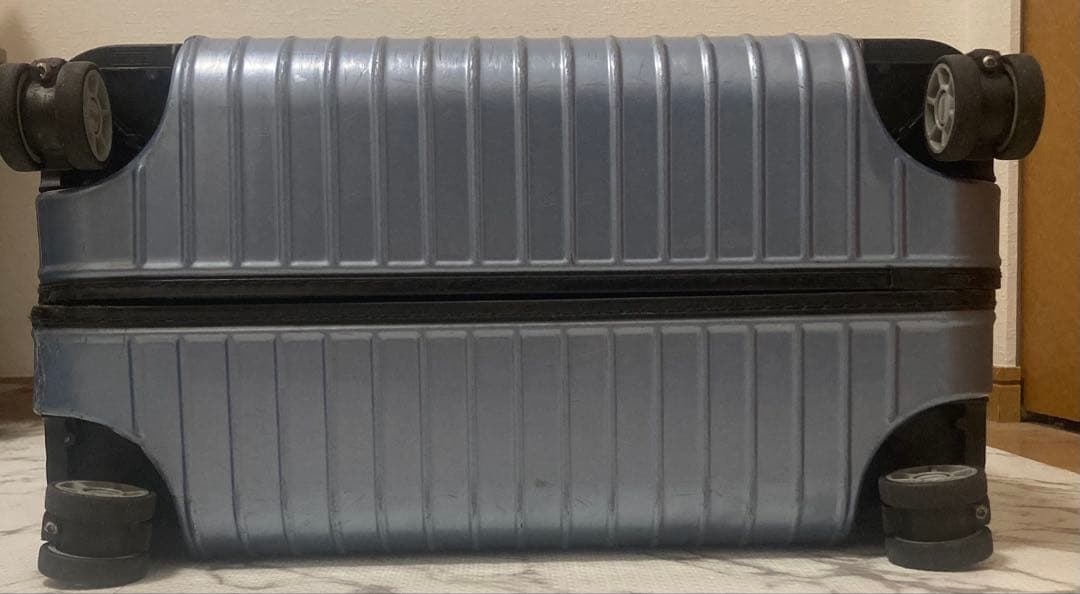 RIMOWA（リモワ）　サルサエアー　4輪　91L 美品　キャリーケース　ブルー