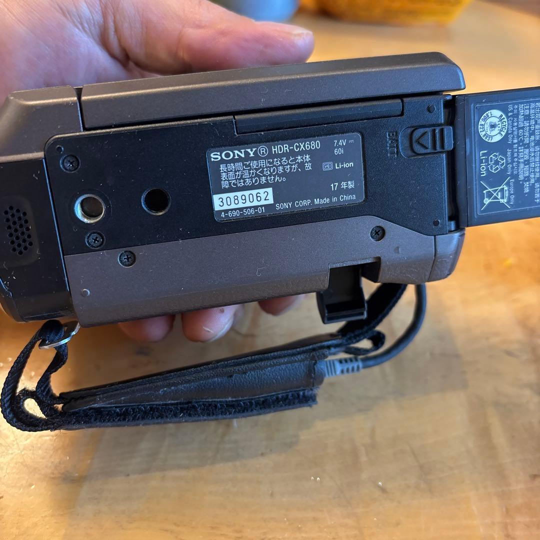 SONY HDR-CX680 ハンディカム　本日発送可能