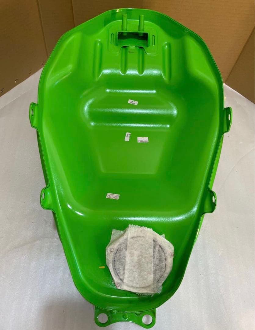 ニンジャ250r ガソリンタンク