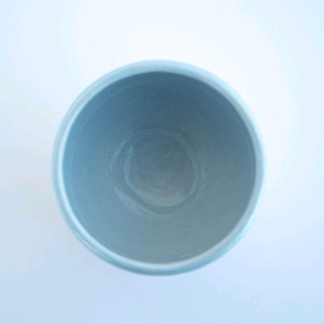 新春◇楽焼〚夢見る猫〛抹茶碗　茶道具　季節茶碗　楽入印　手描き