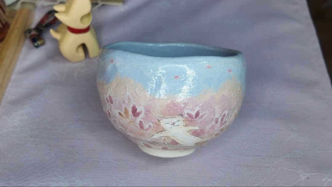 新春◇楽焼〚夢見る猫〛抹茶碗　茶道具　季節茶碗　楽入印　手描き