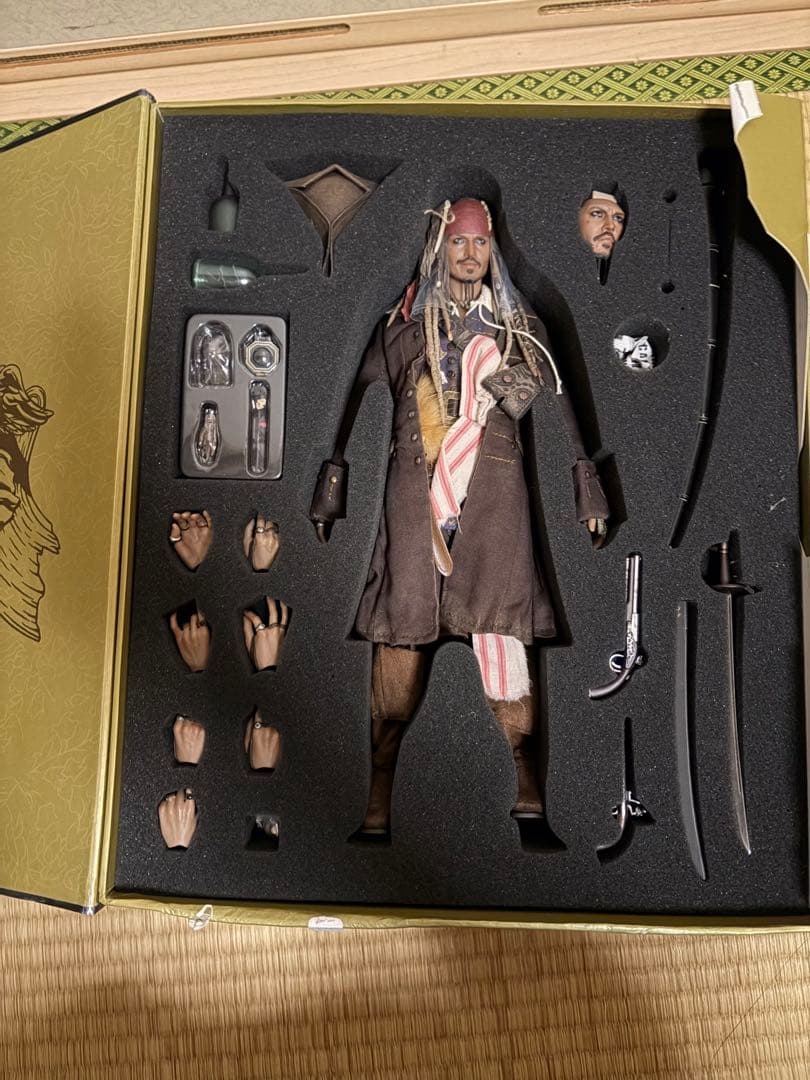 ジョニーデップ パイレーツ・オブ・カリビアン フィギュア ホットトイズ