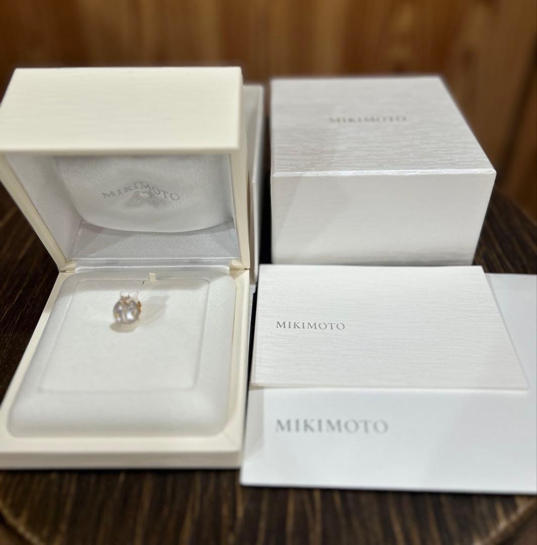 未使用 MIKIMOTO ピンブローチ 希少ピクウェ てんとう虫 箱あり 正規品