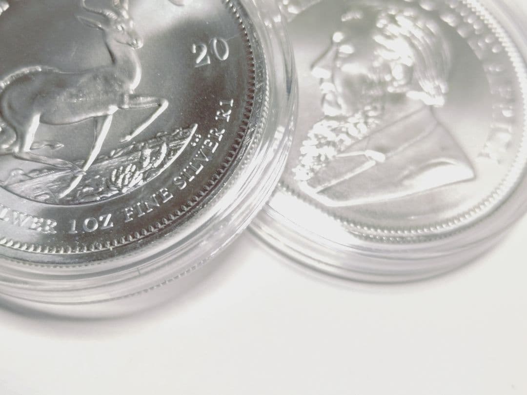 2020年製クルーガーランド銀貨2枚セットケース付き