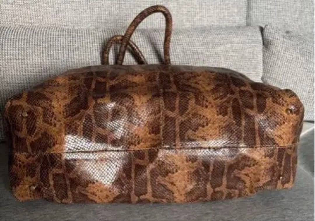 FURLA パイソンレザー バケツ型バッグ