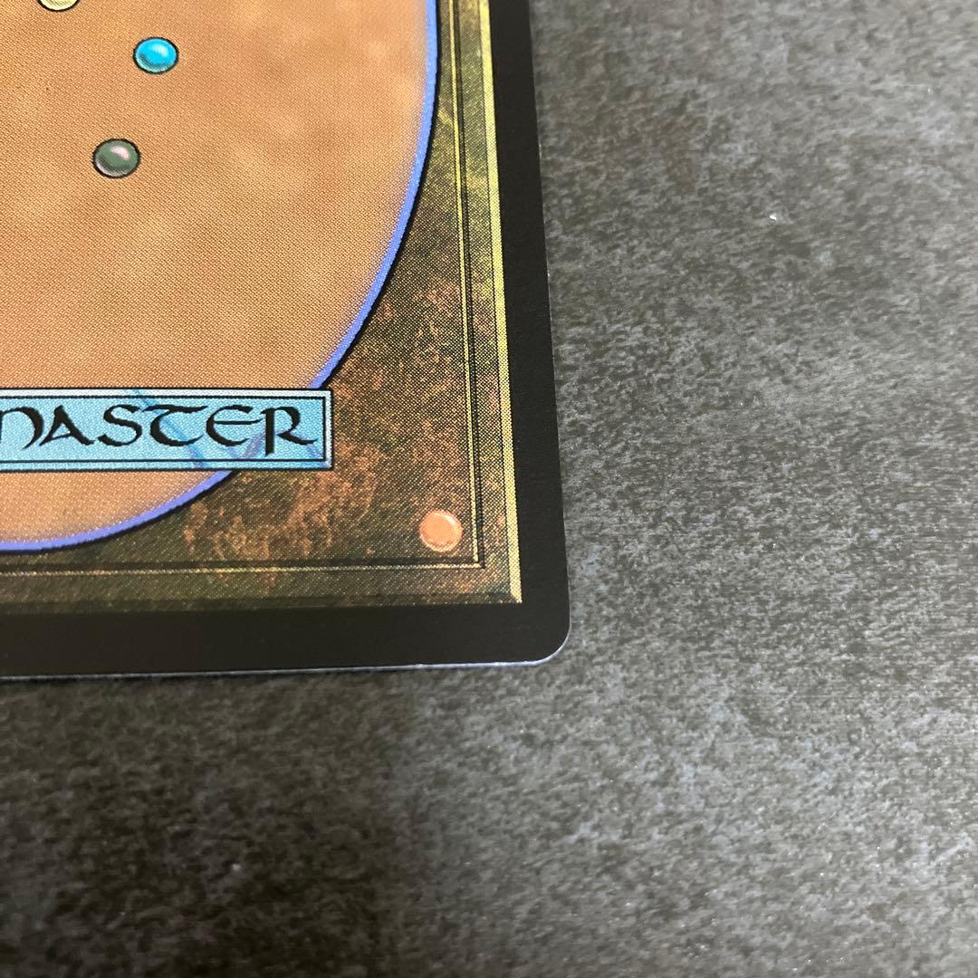 スピラの希望、ユウナ　サージfoil ボーダーレス　1枚　日本語　MTG