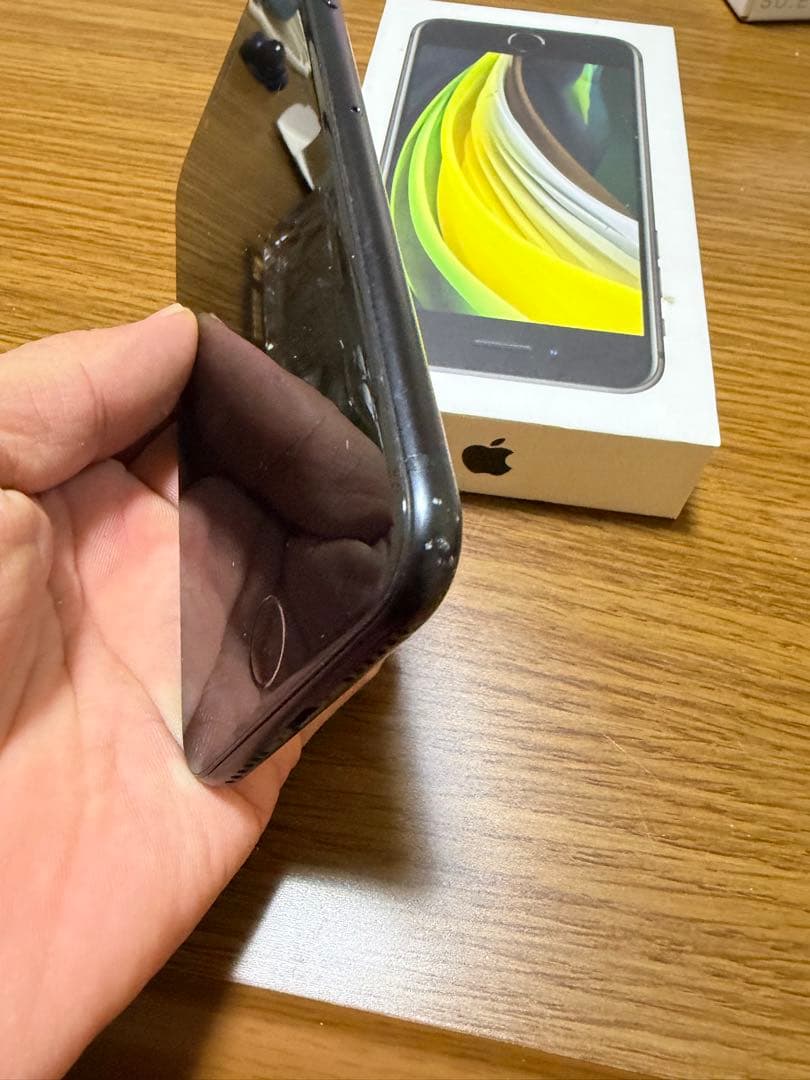 iPhone se2 64GB 第二世代　ブラック