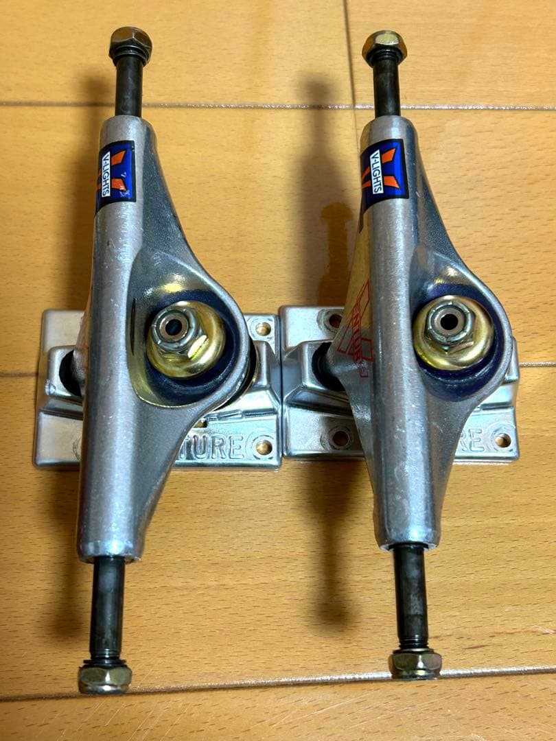 スケボー足周りセット　ベンチャートラック、Ninjaベアリング、OJウィール