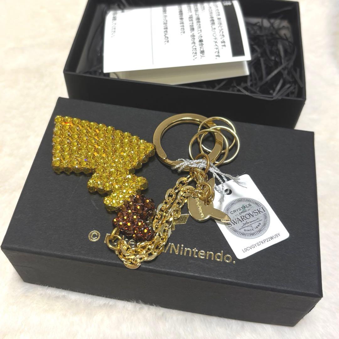 ポケモンセンター　シブヤ　ピカチュウ スワロフスキー ピカチュウ 記念初回盤