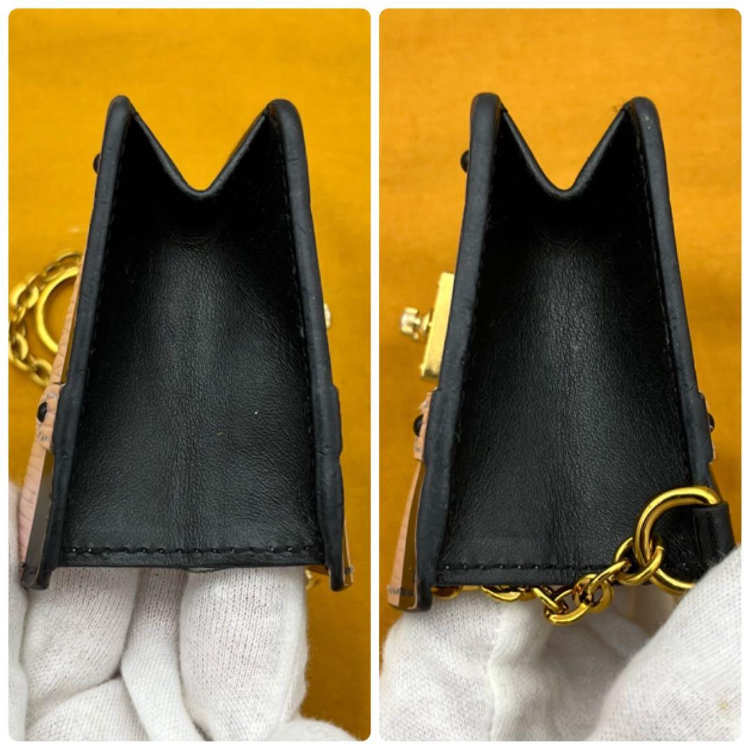 Leaルイヴィトン　エピ ミュルティカルト ローズバレリーヌ ケース