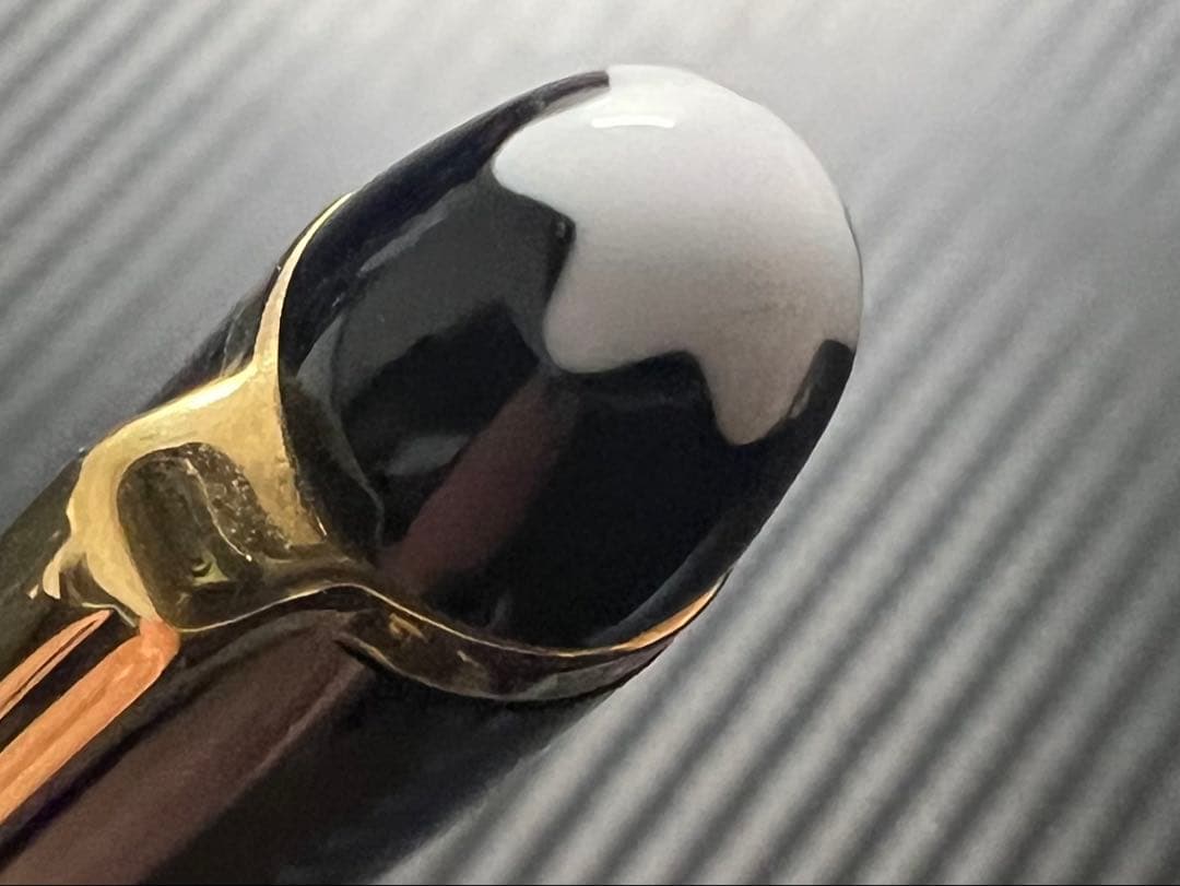 モンブラン マイスターシュテュック 144 万年筆 ブラック 中白 F 細字