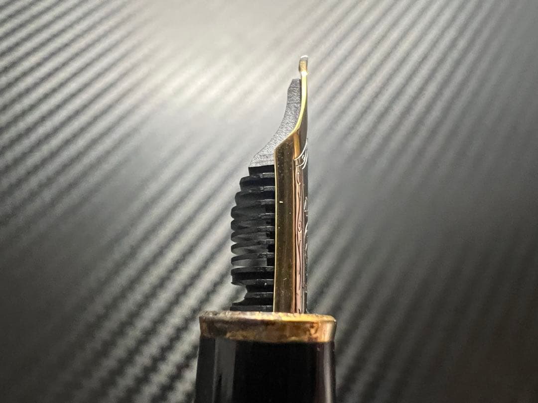 モンブラン マイスターシュテュック 144 万年筆 ブラック 中白 F 細字