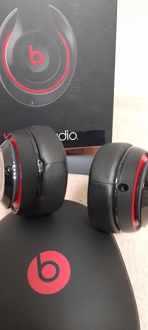 ヘッドホン Beats Studio Wired