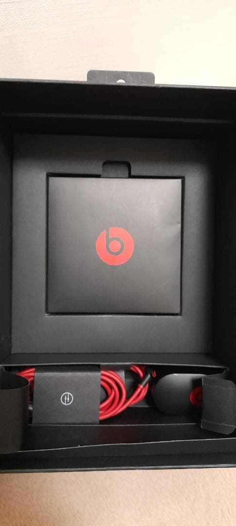 ヘッドホン Beats Studio Wired