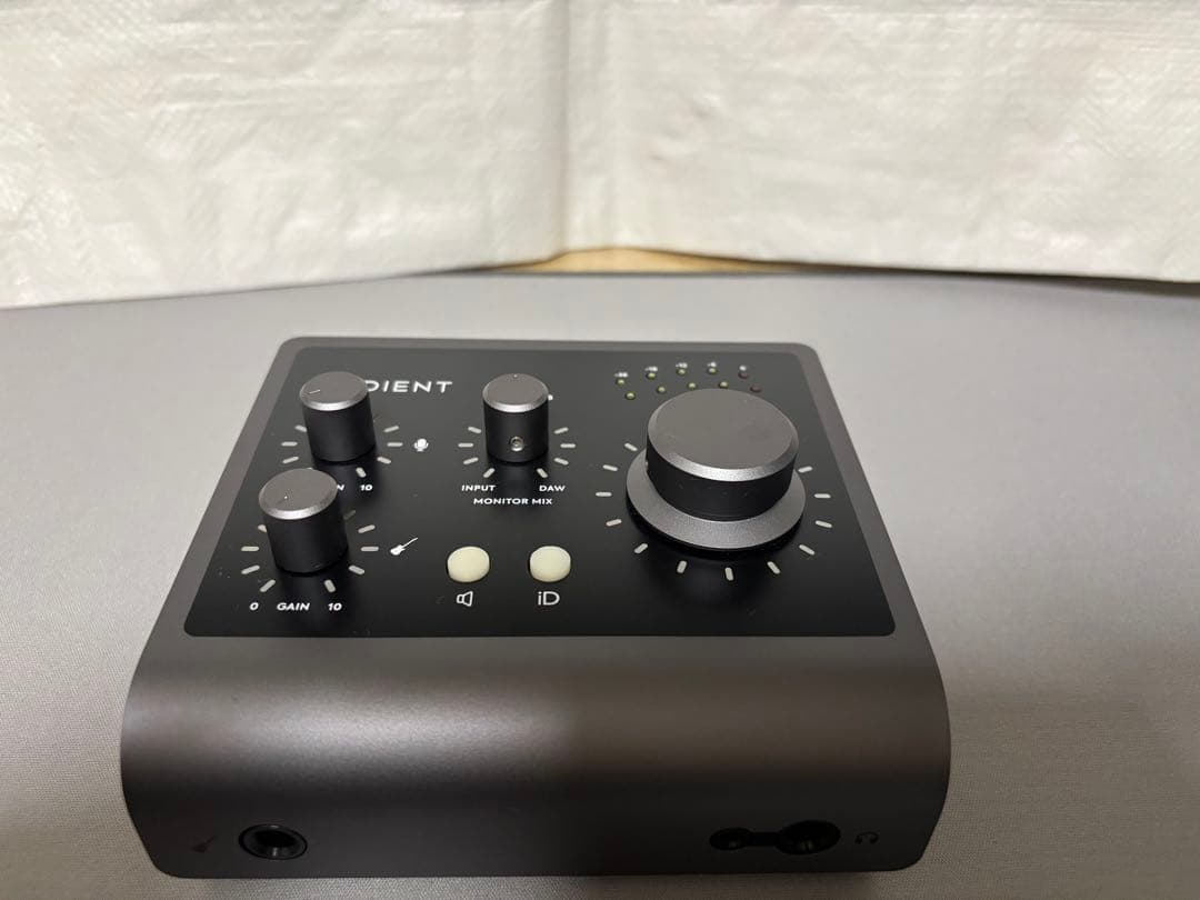 DTM・DAW AUDIENT iD4 mk2