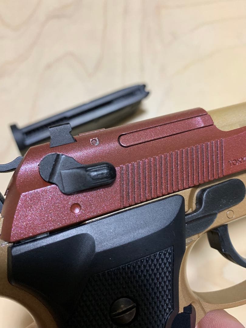 東京マルイM92Fタクティカルマスター　ガスブローバック　塗装品