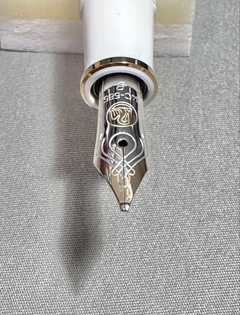 b*7様 ペリカン スーベレーン M400 ホワイトトータス