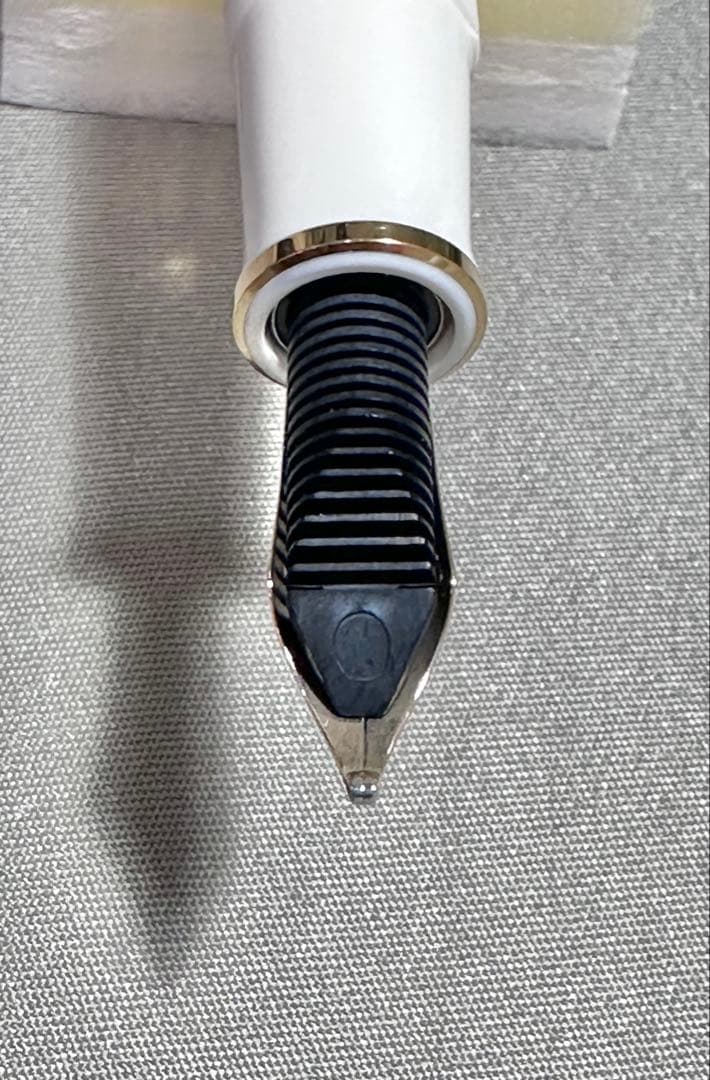 b*7様 ペリカン スーベレーン M400 ホワイトトータス