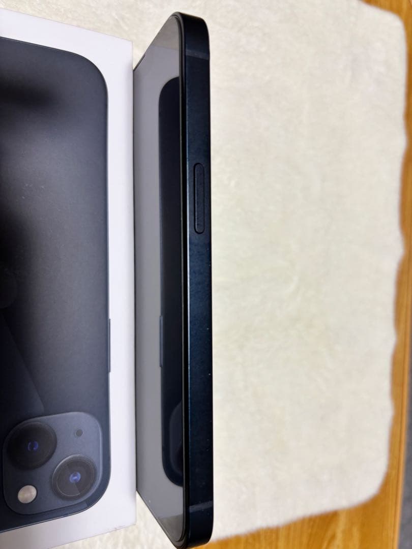 Apple iPhone 13本体　256GB ミッドナイト