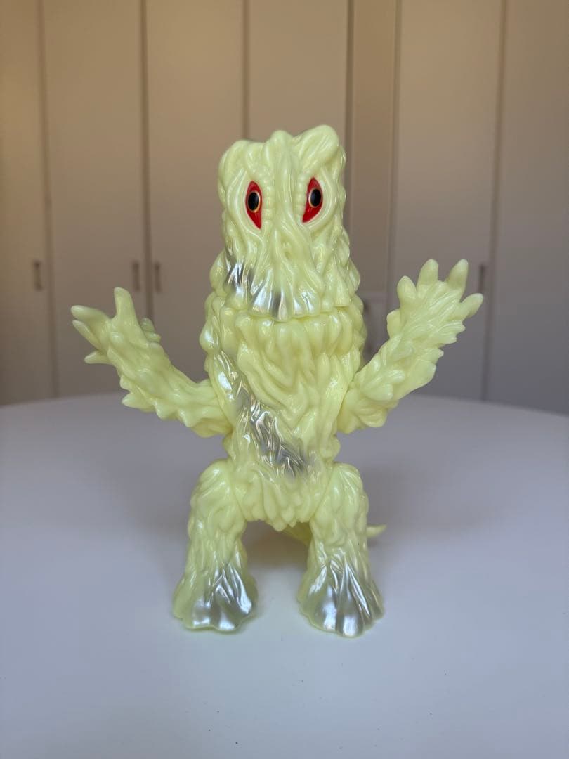 MANDARAKE x izumonster 東宝へドラ増子直純監修版　蓄光