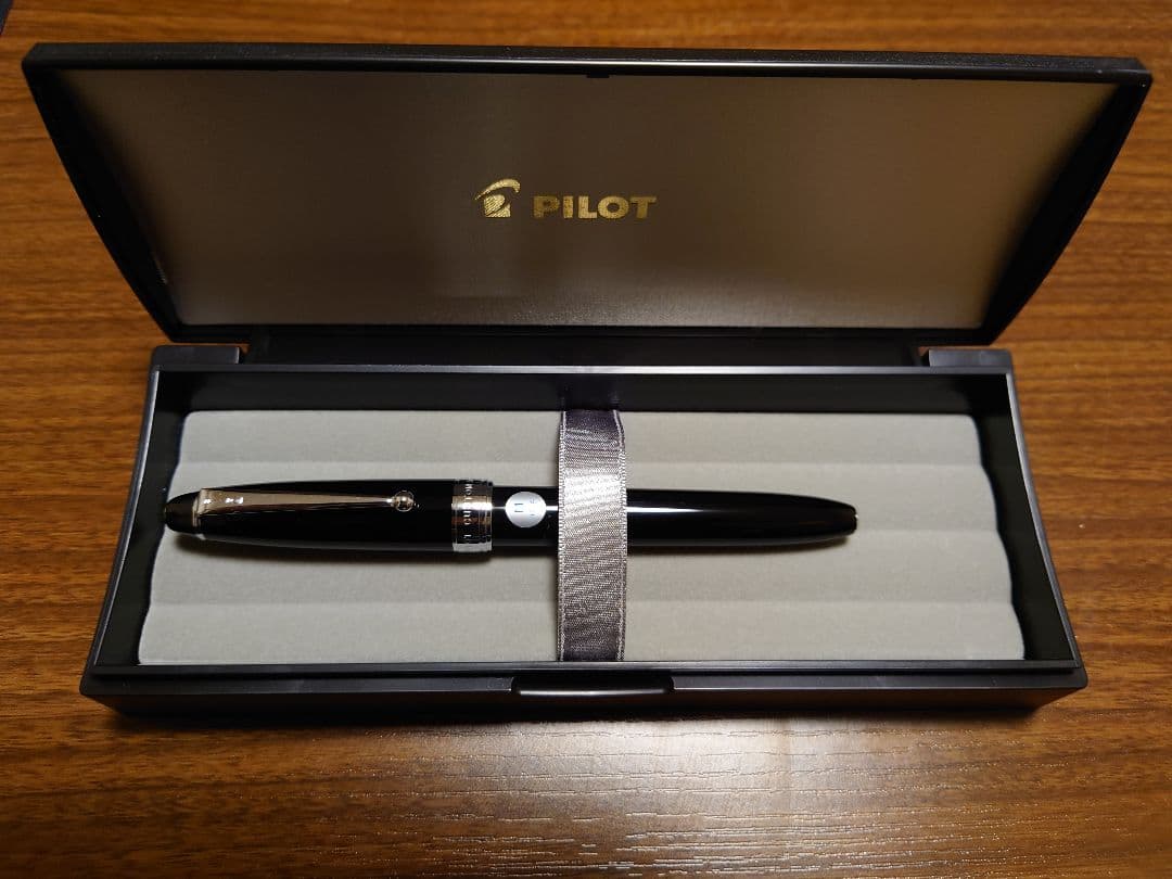 Pilot カスタム NS (FKNS-1MR-B-M)