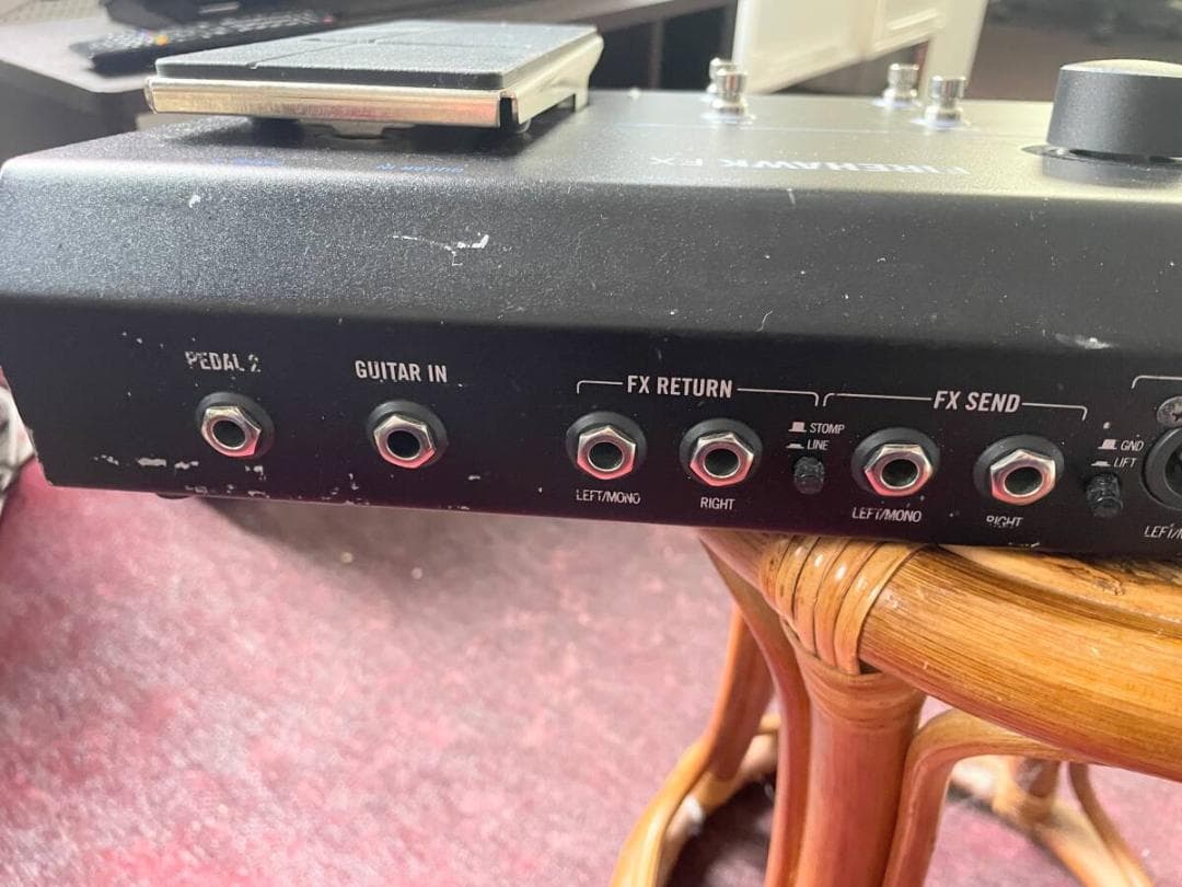 マルチエフェクター LINE6 FIREHAWK FX