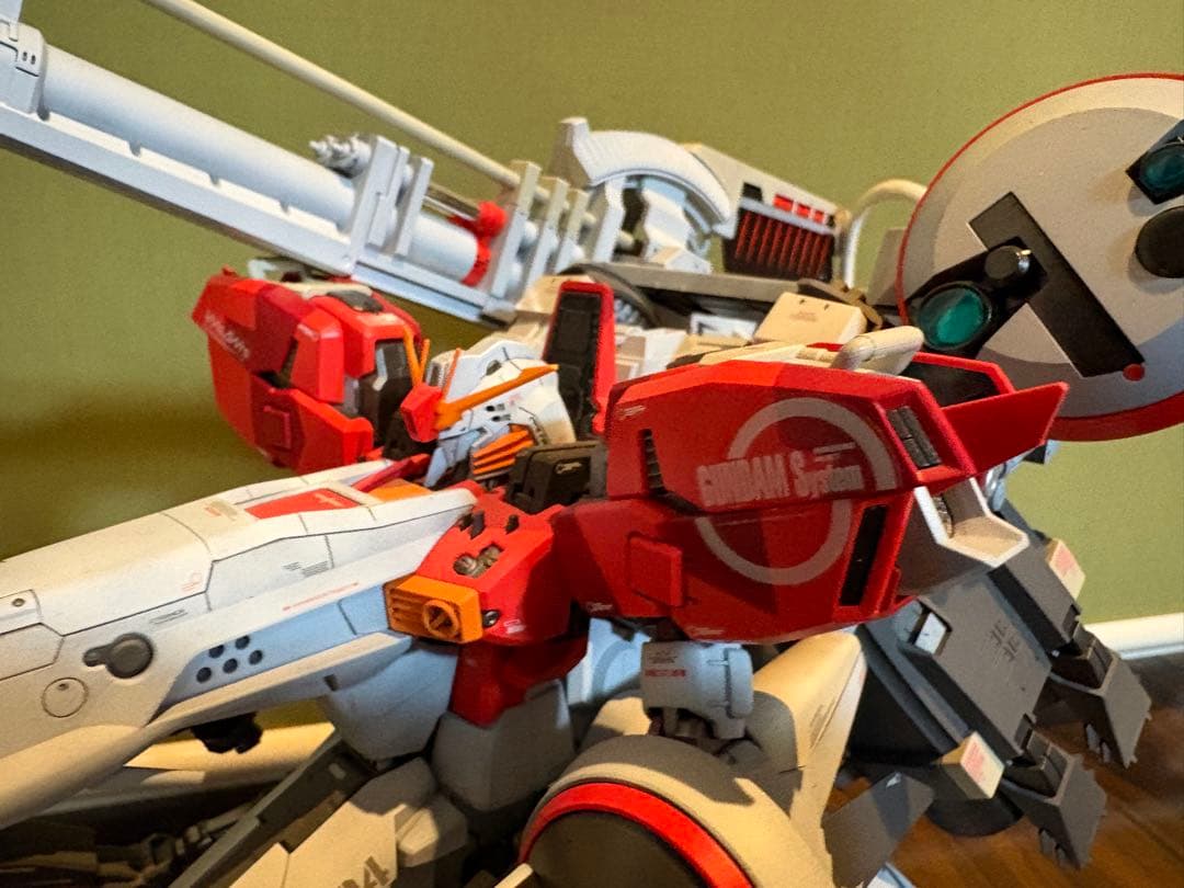 MG PLAN303Eディープストライカー 塗装済み完成品　スプリッター迷彩