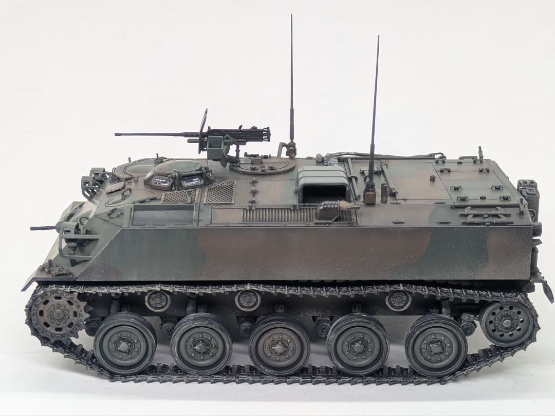 1/35 陸上自衛隊60式装甲車 プラモデル完成品