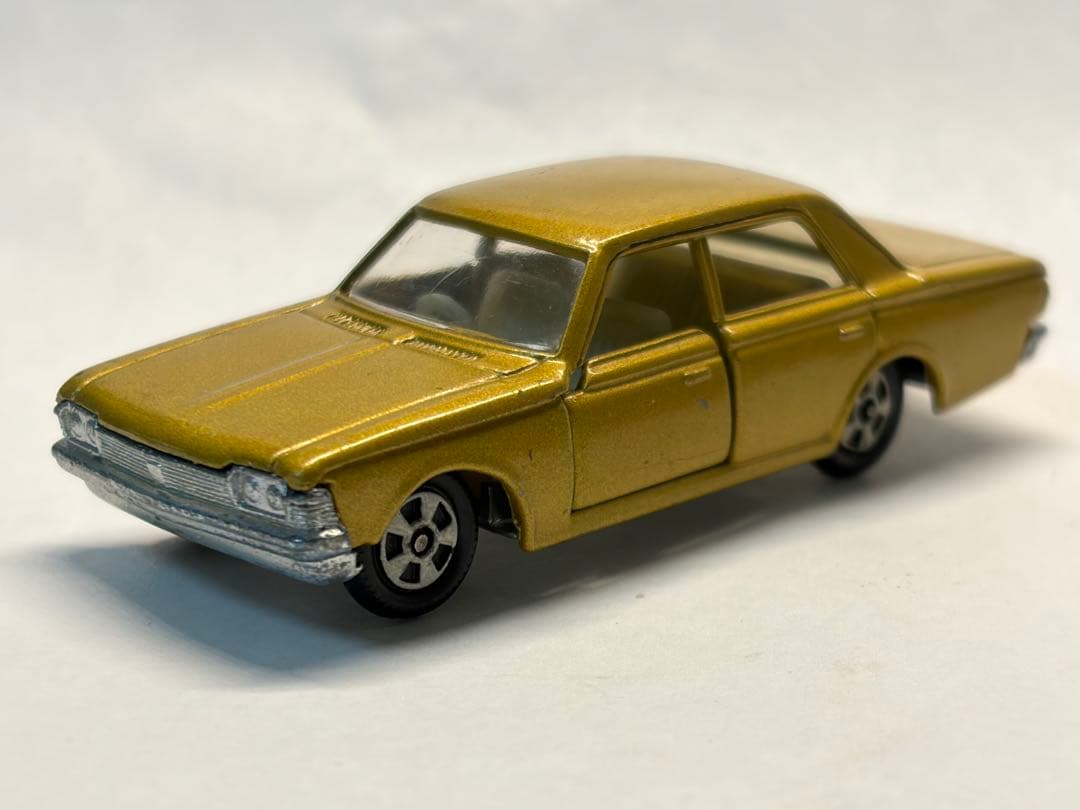 トミカ 黒箱 3-1-4 トヨタ クラウン スーパーデラックス 1Aホイール