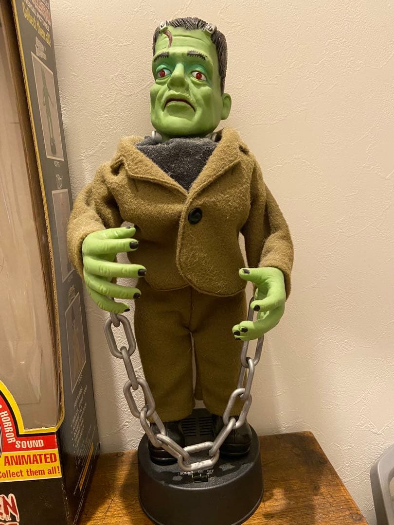 1992年製　Universal Monsters フランケンシュタイン