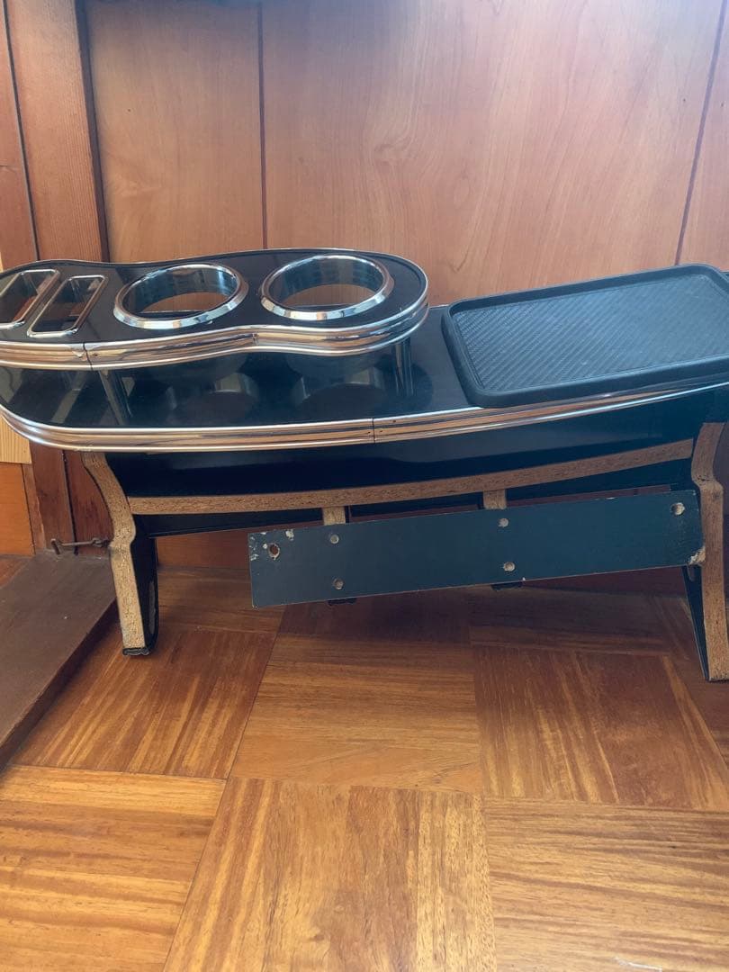 18クラウンテーブル