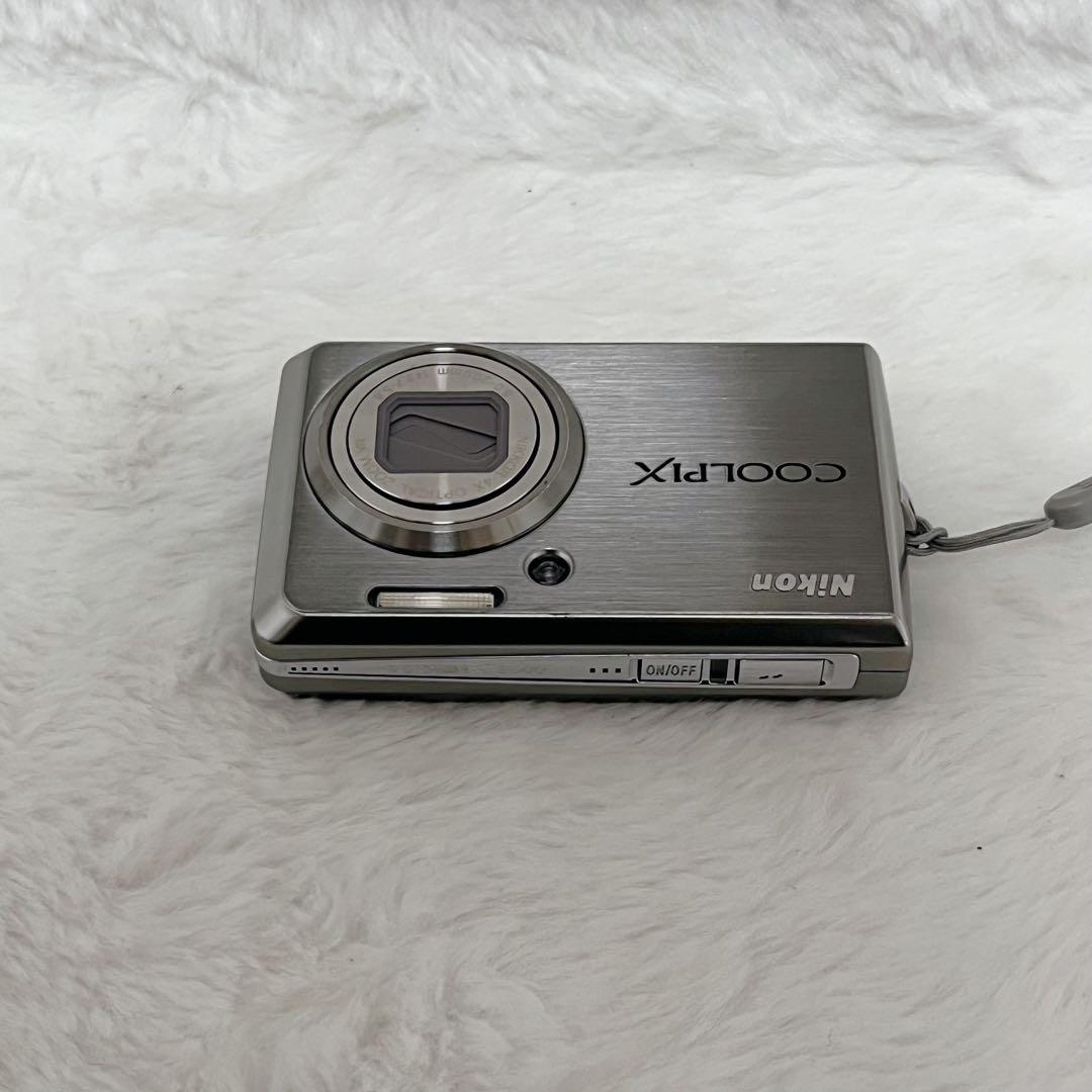 【美品】Nikon COOLPIX S600