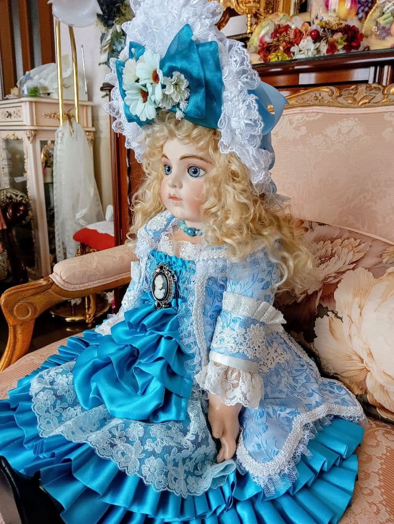 チューイ　❤️ジャケット＆スカート、ボネのセットアップ