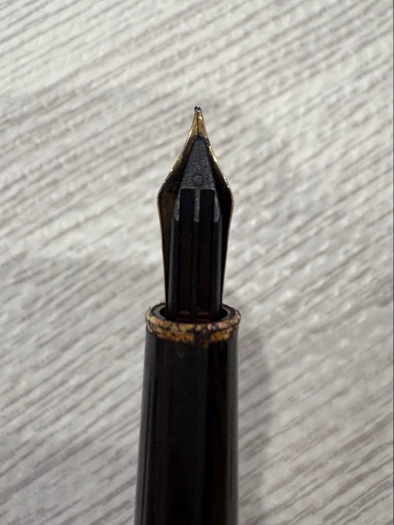 モンブラン万年筆　マイスターシュテック144 黒　ペン先14k