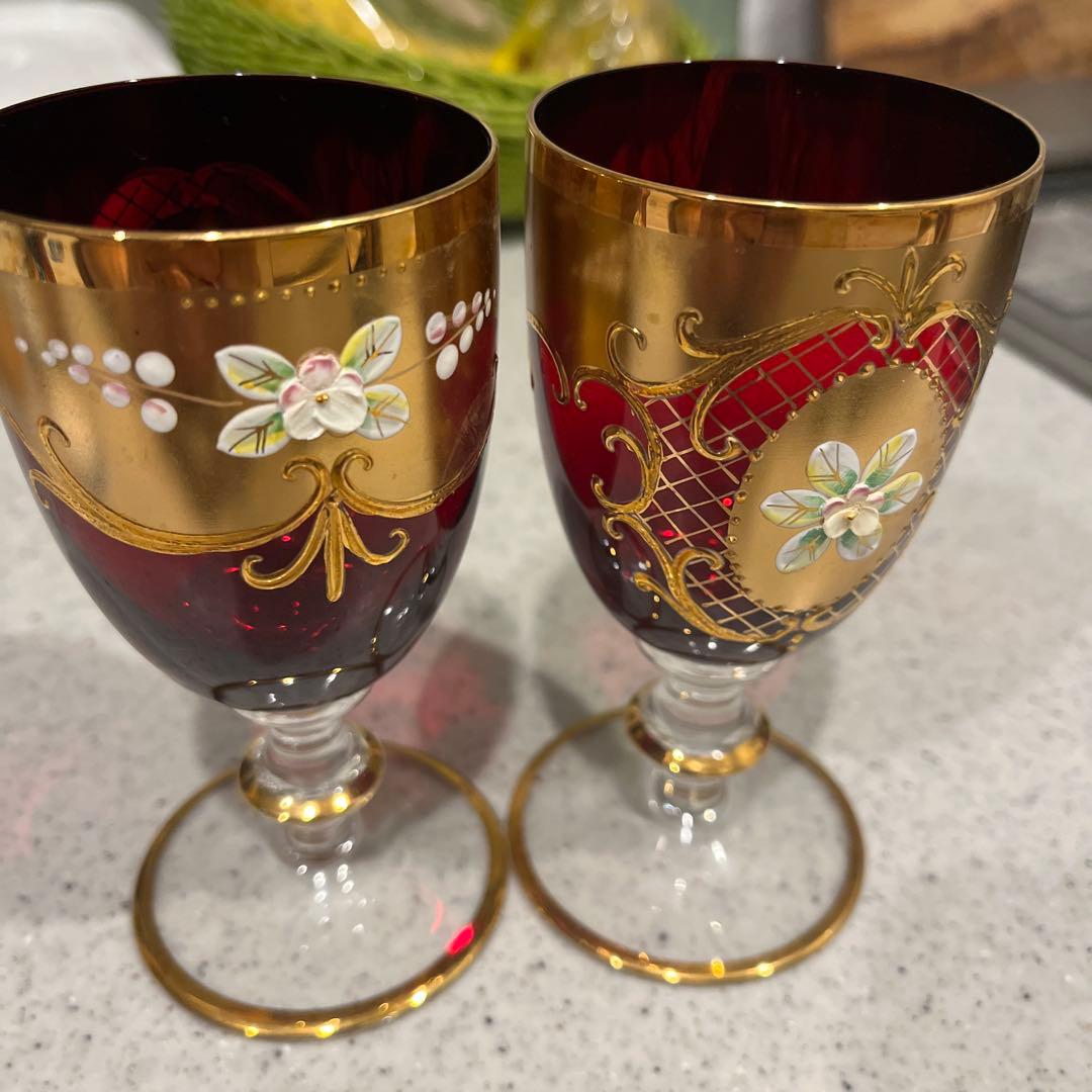 ヴェネツィアグラス　赤と金のガラス製2個セット