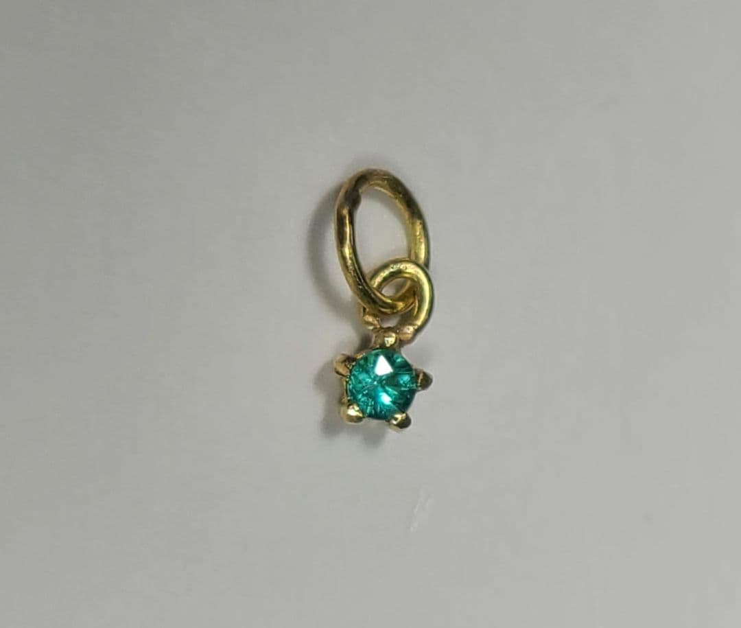 ネオンブルーのお星さま!!★バターリャパライバトルマリンペンダントトップ18金★