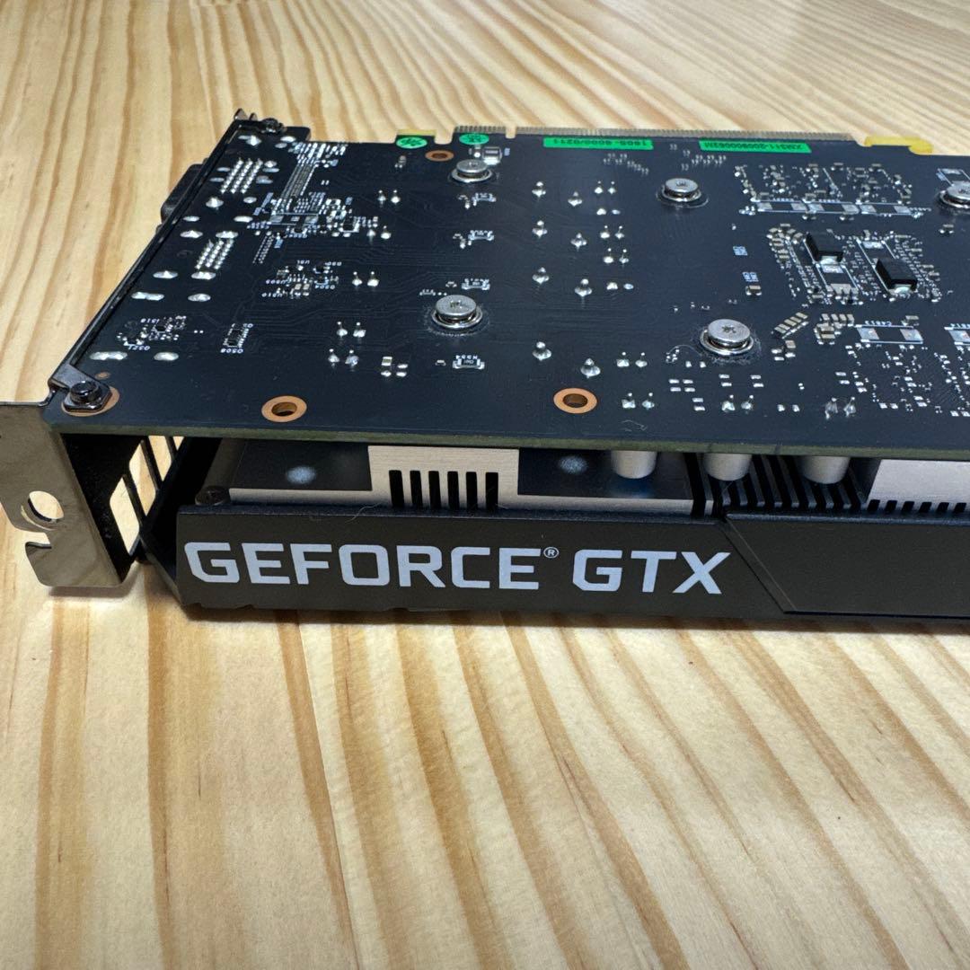 玄人志向 NVIDIA GeForce GTX1650搭載　補助電源モデル