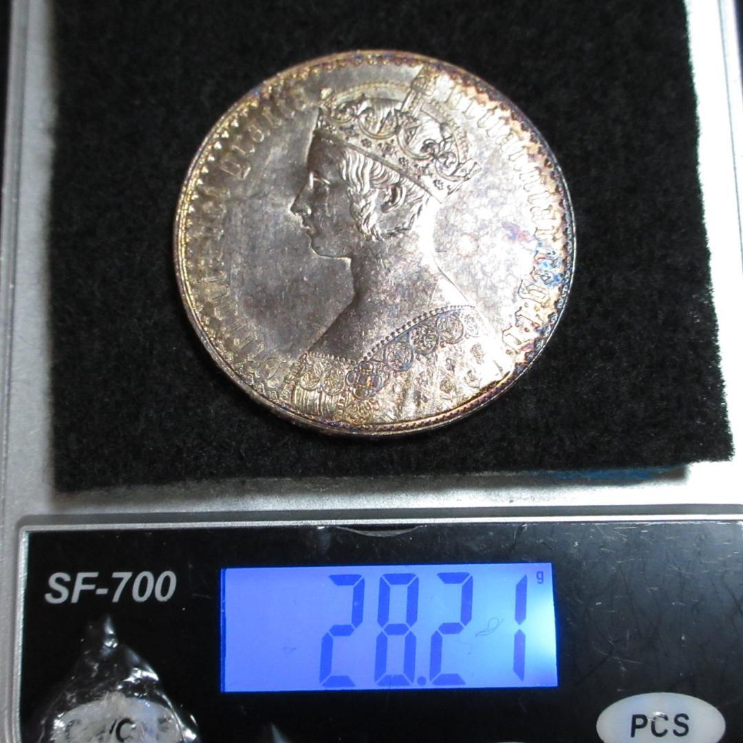 イギリス ヴィクトリア女王 ゴシッククラウン銀貨 1847年