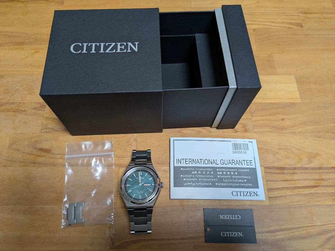最終値引き　CITIZEN Zenshin AW0130-85X グリーン