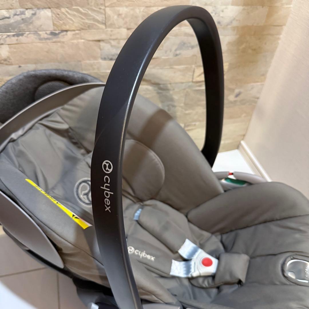 Cybex Cloud Z2 i-size チャイルドシート 新生児インレイ付