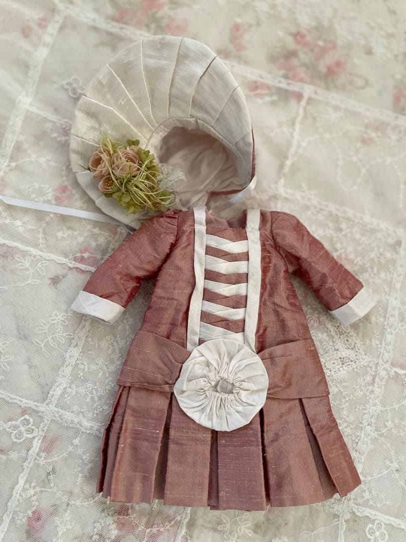 断捨離SALE品♡シルク アンティークビスクドールドレス ＆ ボンネット♡