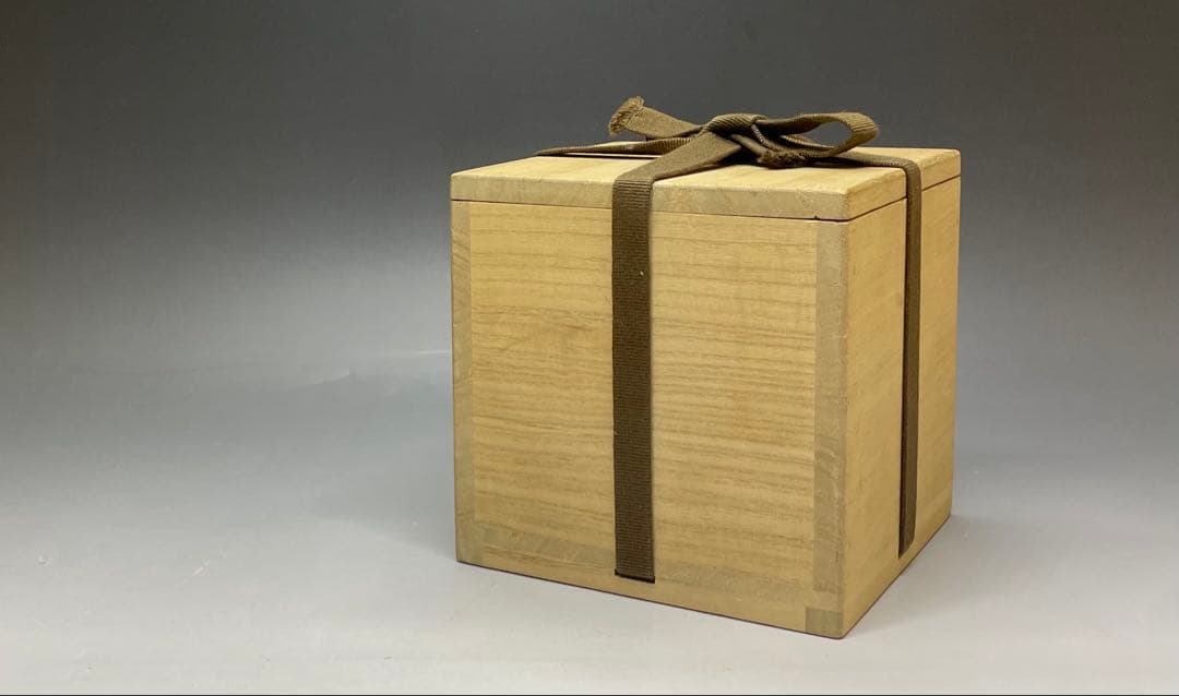 赤楽茶碗　箱付(四方桟) 仕覆　金直し　在銘　作家作品　e5733a