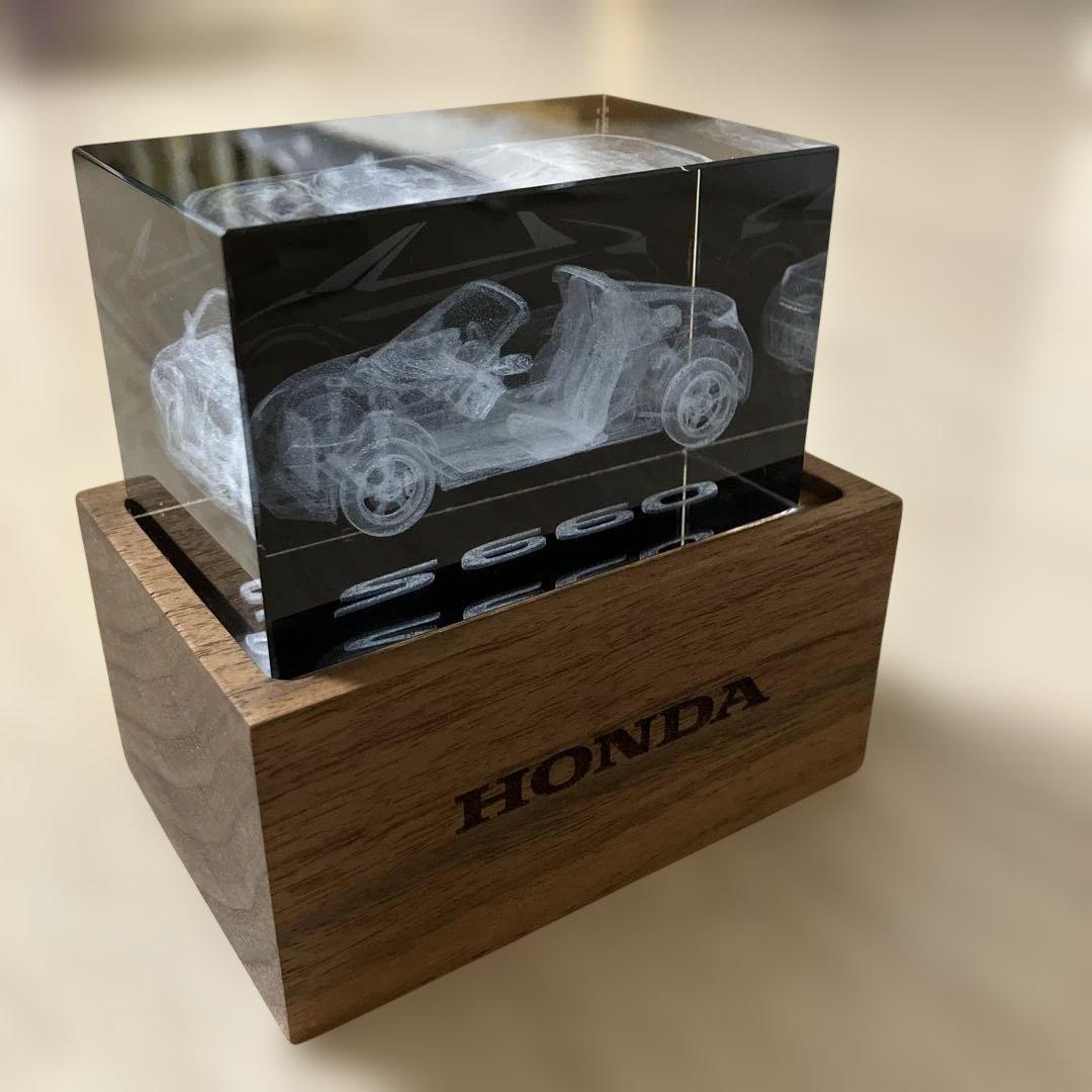 HONDA S660　置物　3Dクリスタル HONDAロゴ入り専用ケース付き