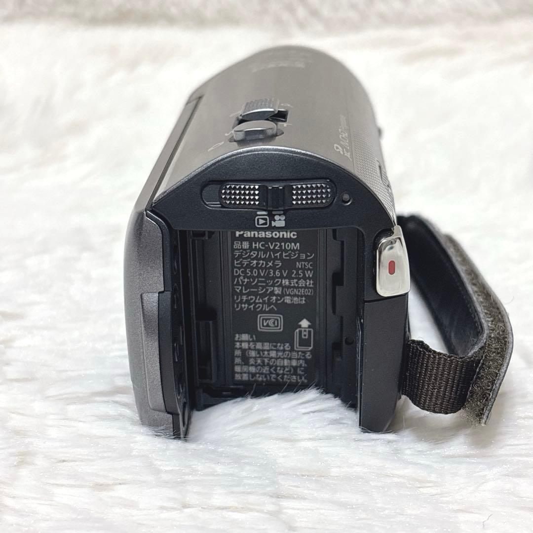【極美品】Panasonic HC-V210M グレー ビデオカメラ