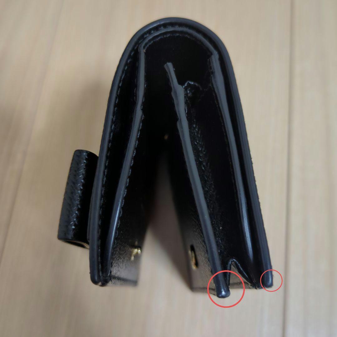 Salvatore Ferragamo ブラック 二つ折り財布