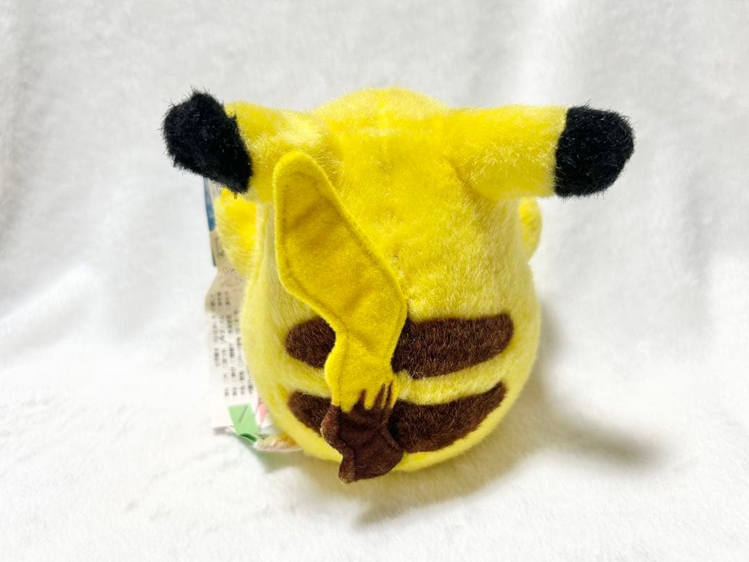 TOMY トミー ピカチュウ 初期ピカチュウ バンザイ　ぬいぐるみ①