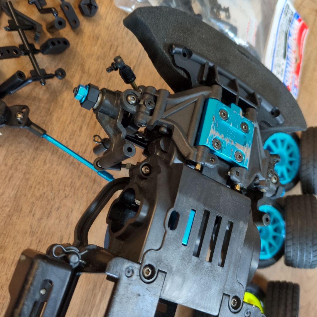 タミヤ M07ほぼR仕様 ヤリス軽量ボディ 60Dタイヤ スプリング各種