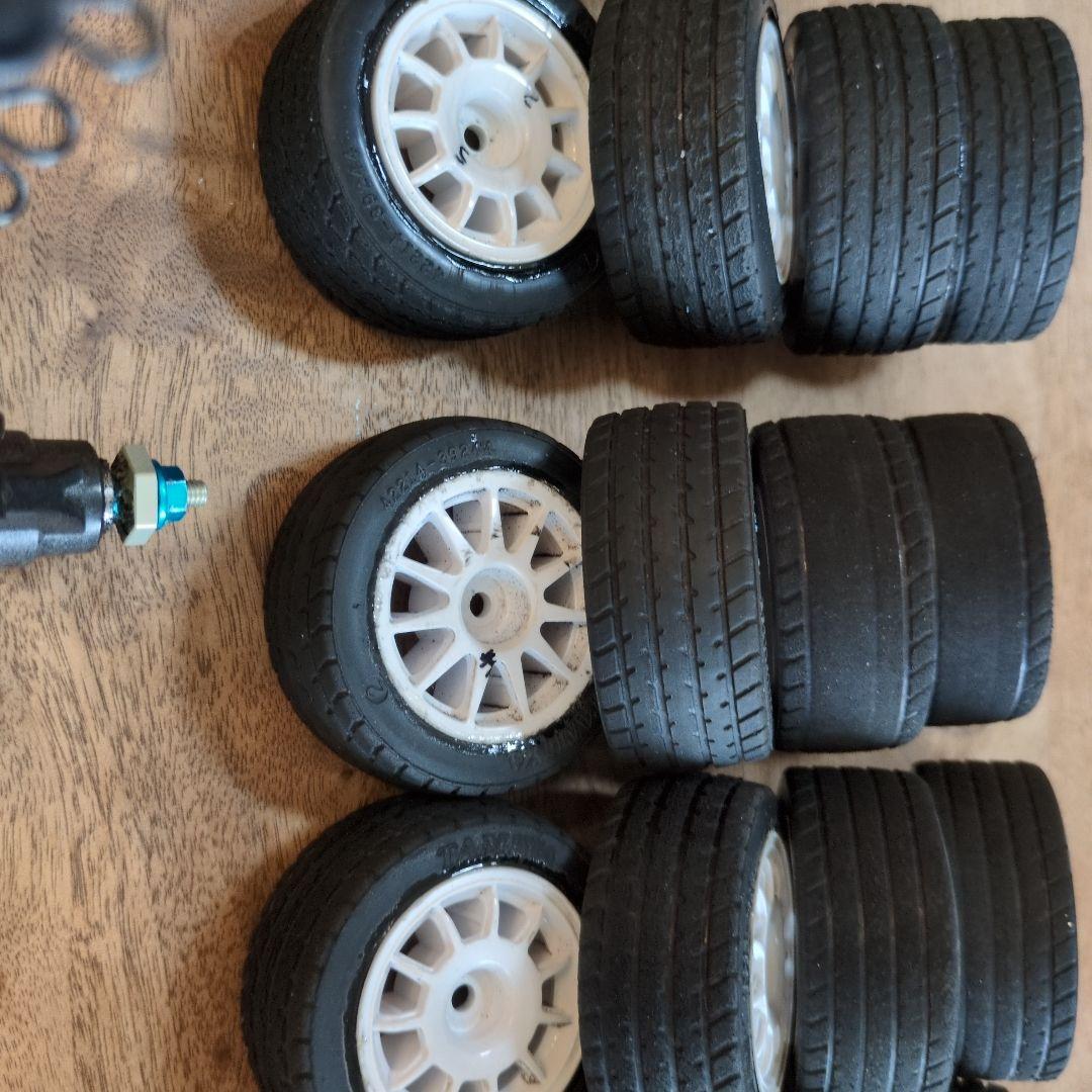 タミヤ M07ほぼR仕様 ヤリス軽量ボディ 60Dタイヤ スプリング各種