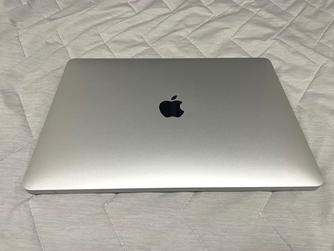 MacBook本体 MacBook Air 13inch 2018 256GB